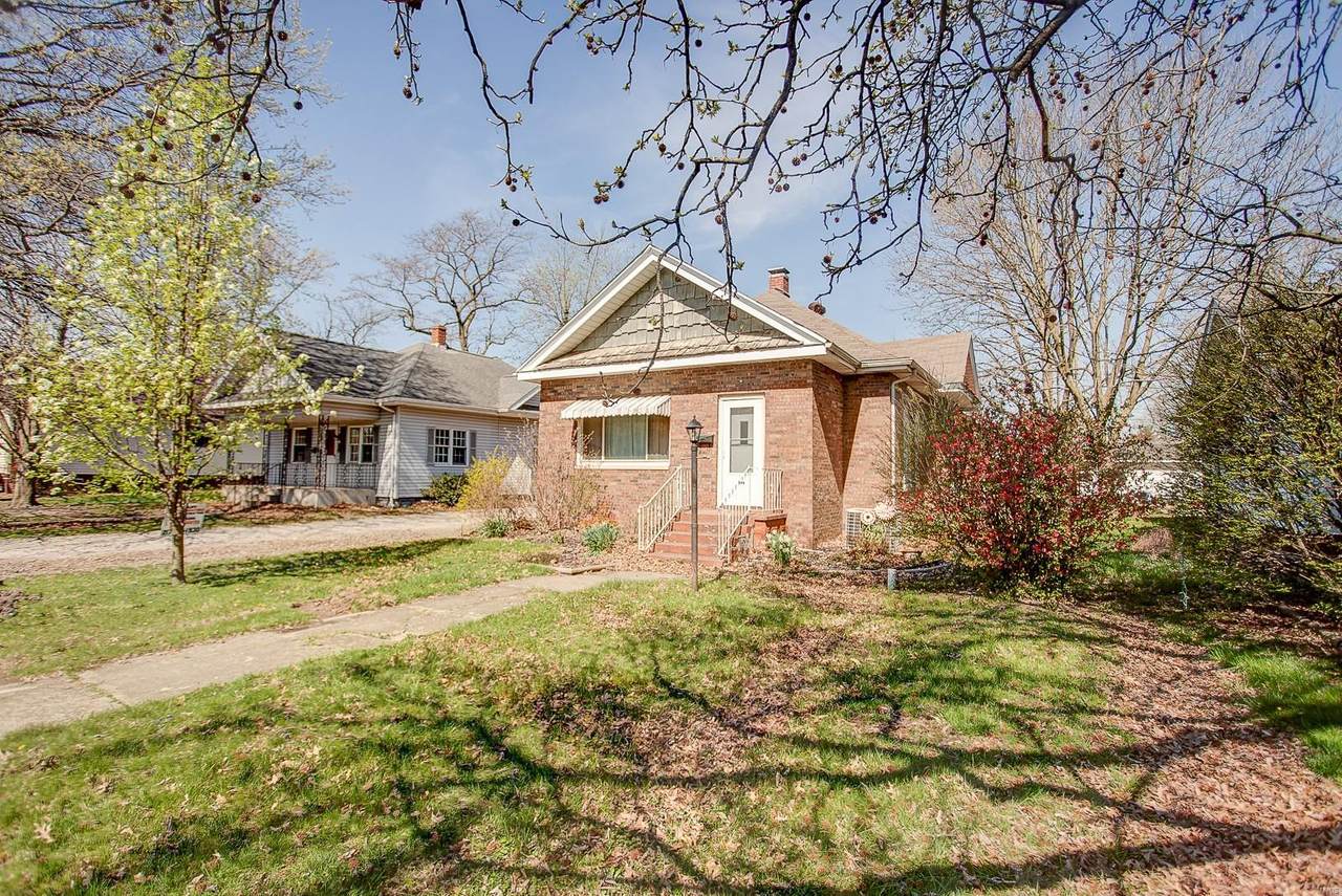 213 Park - Photo 1