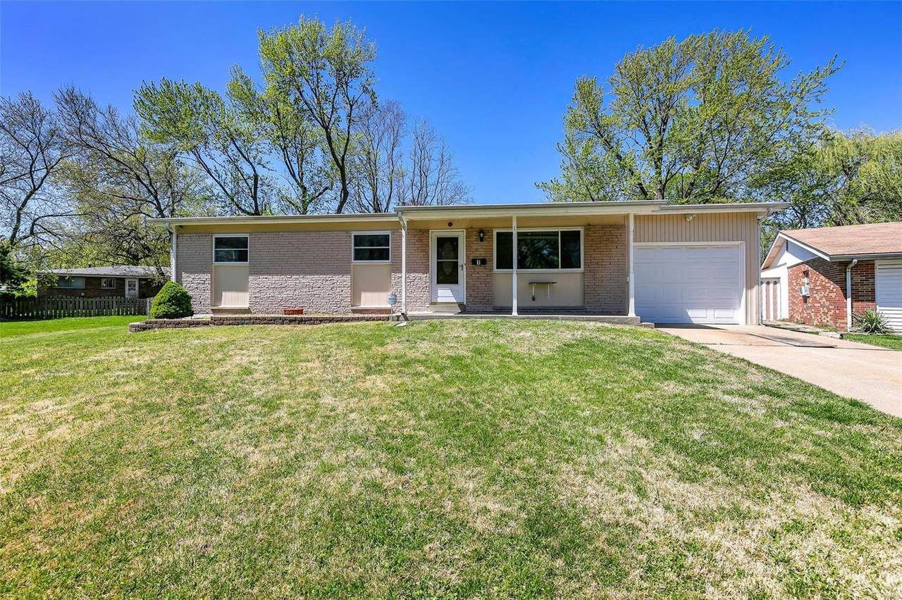 1 Sherry Court - Photo 1