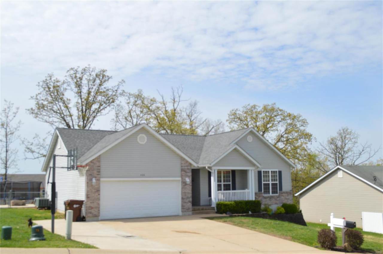 426 Caddy Ct - Photo 1