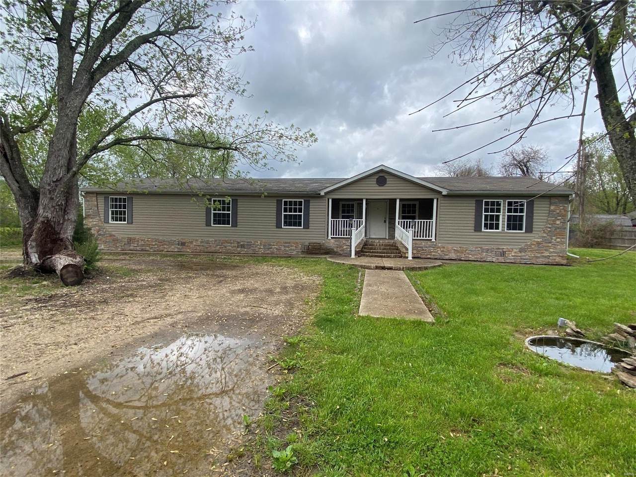 201 Jf Norton Parkway - Photo 1