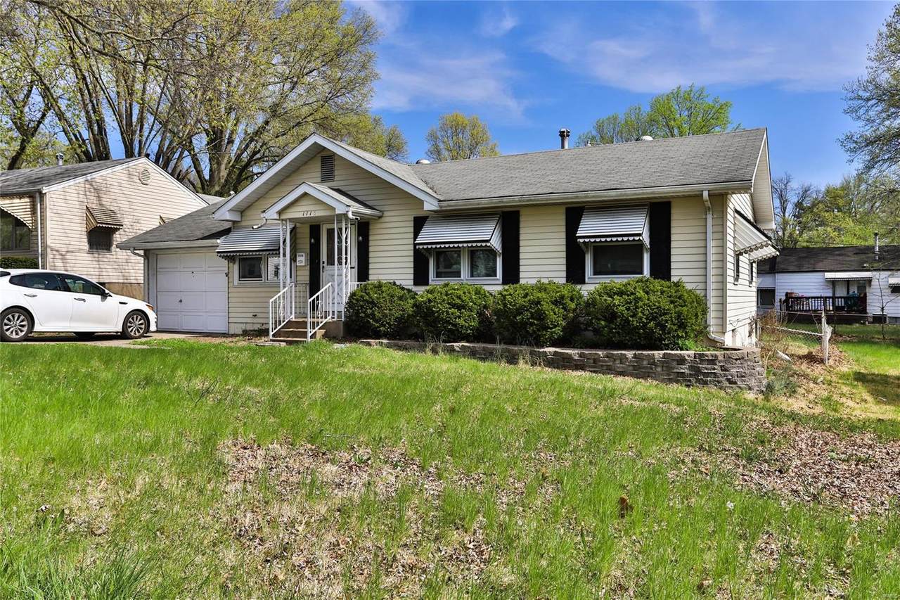 1115 Darr Drive - Photo 1