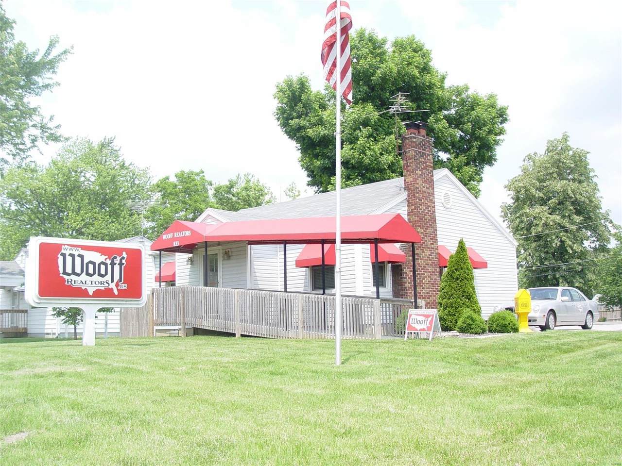 833 Lincoln Hwy - Photo 1