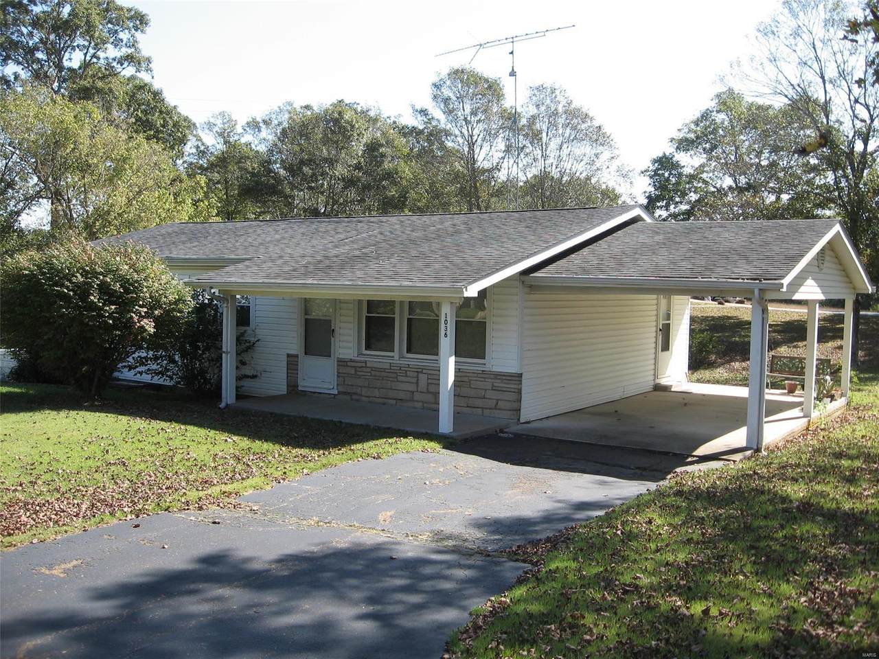 1036 Hwy. M - Photo 1