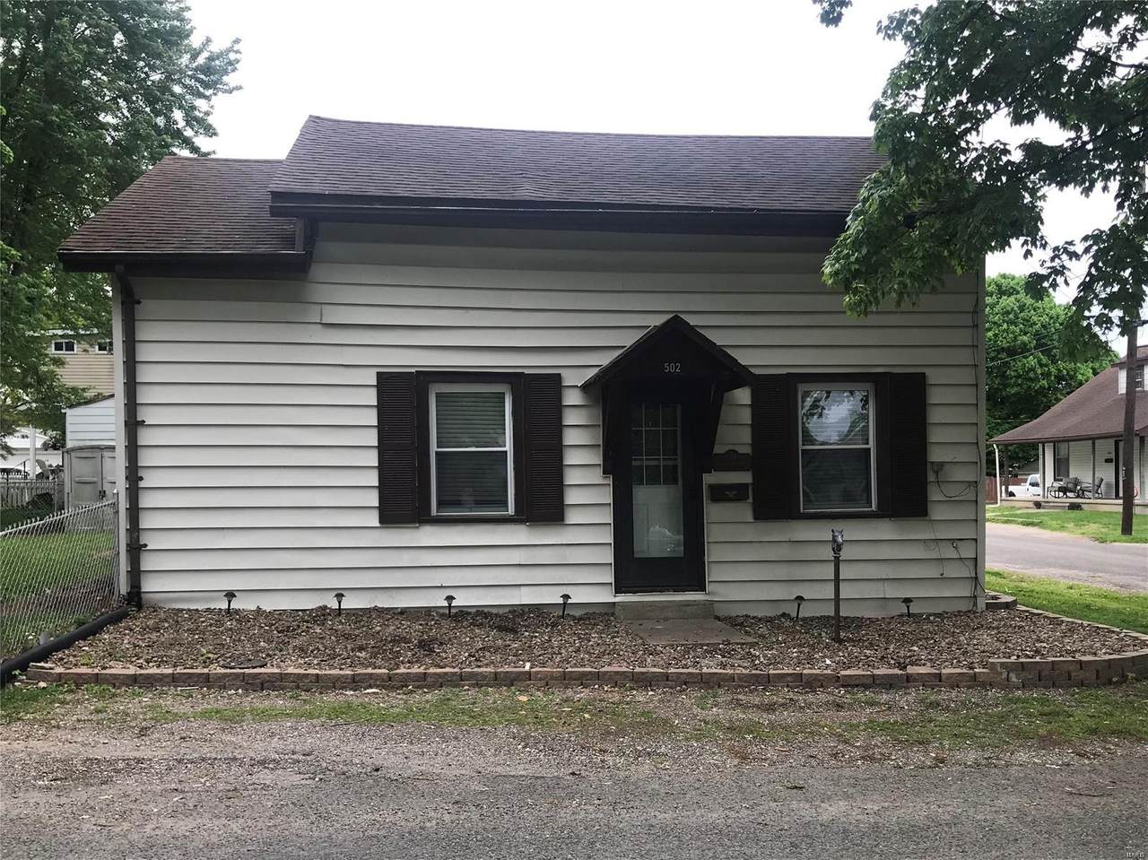 502 Schneider Street - Photo 1