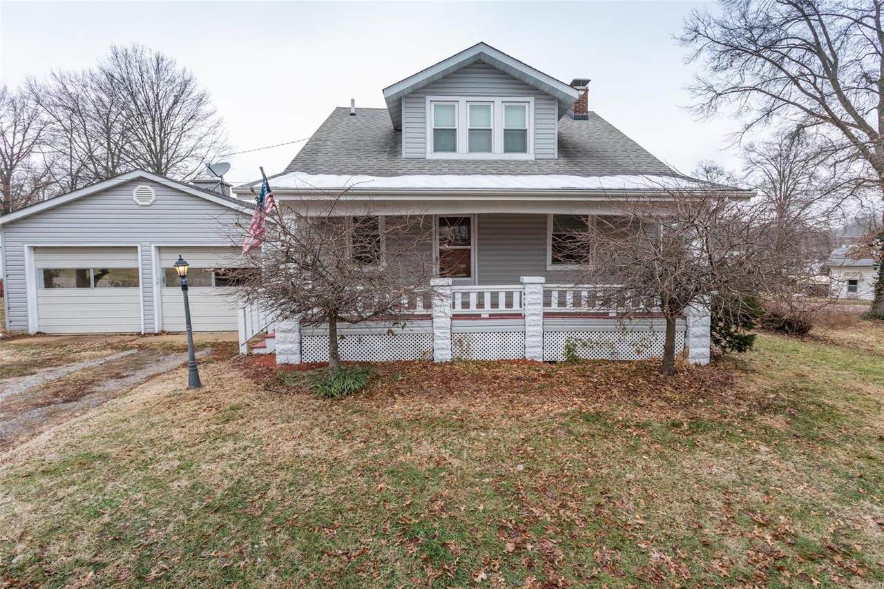 1212 Mascoutah Avenue - Photo 1