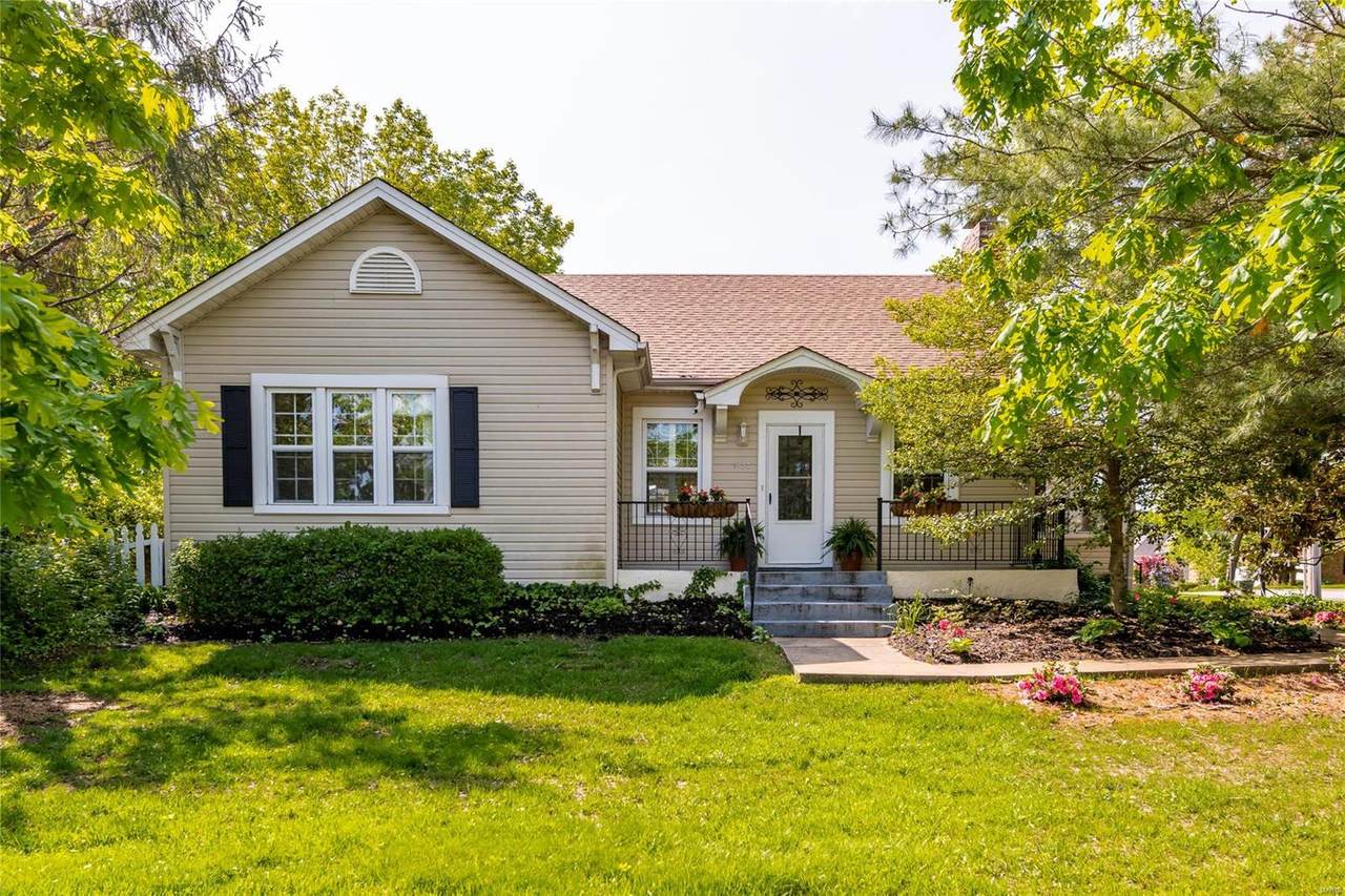 9734 Big Bend Boulevard - Photo 1