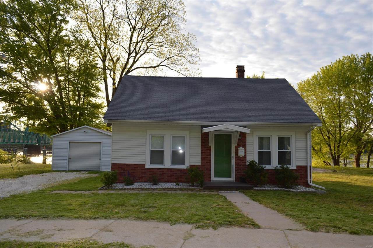 309 N Park Street - Photo 1