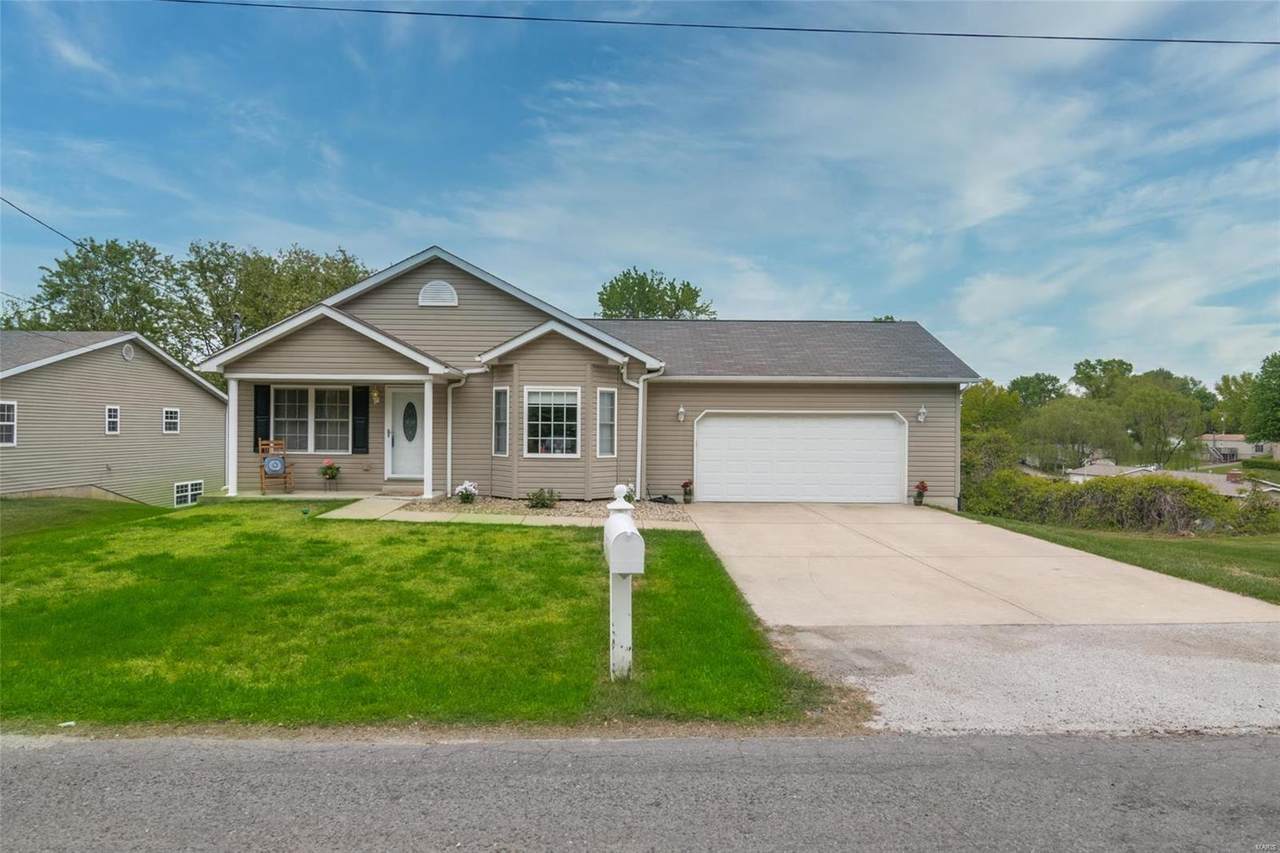 214 Juda Avenue - Photo 1