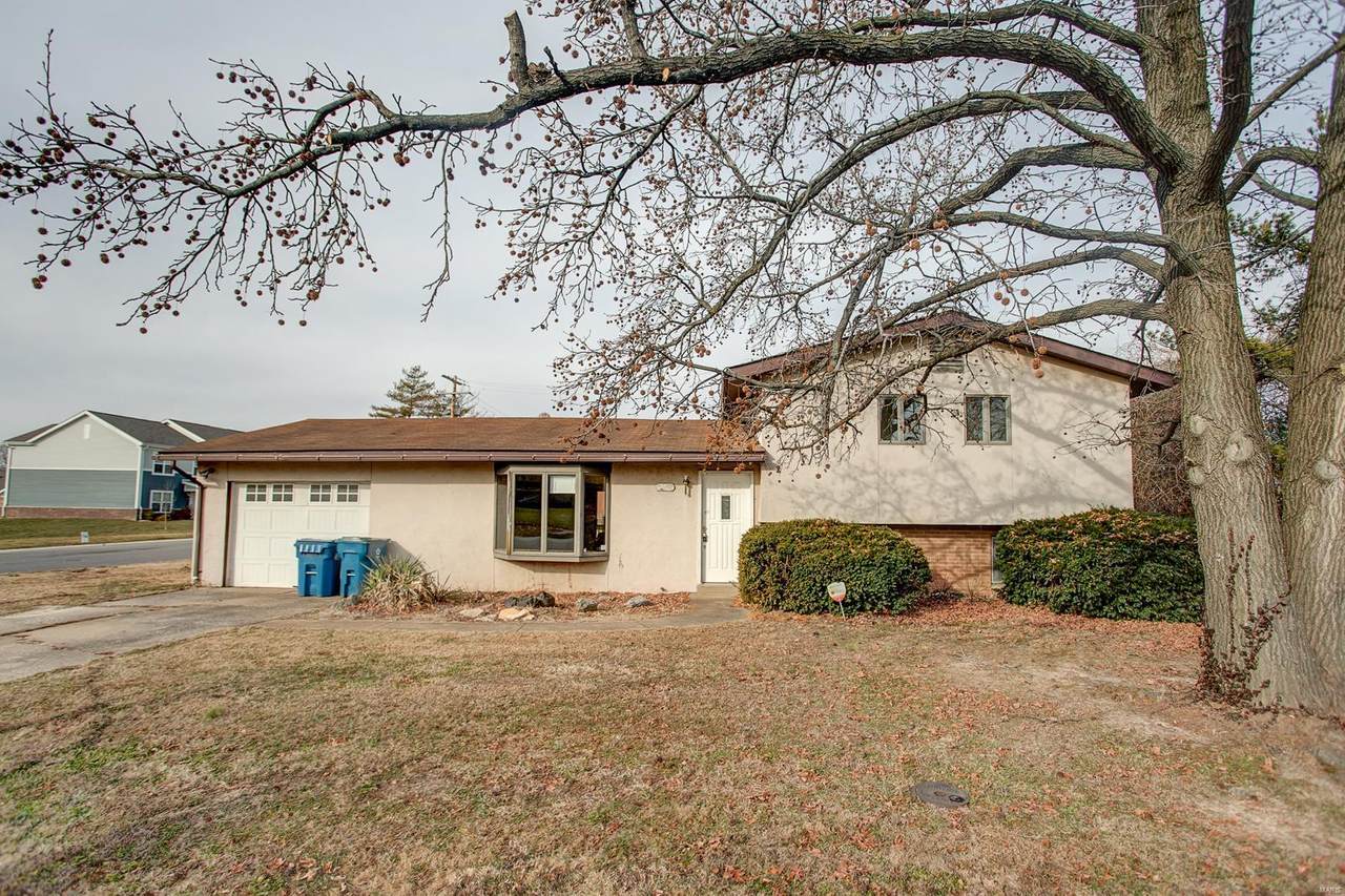 1715 Olive - Photo 1
