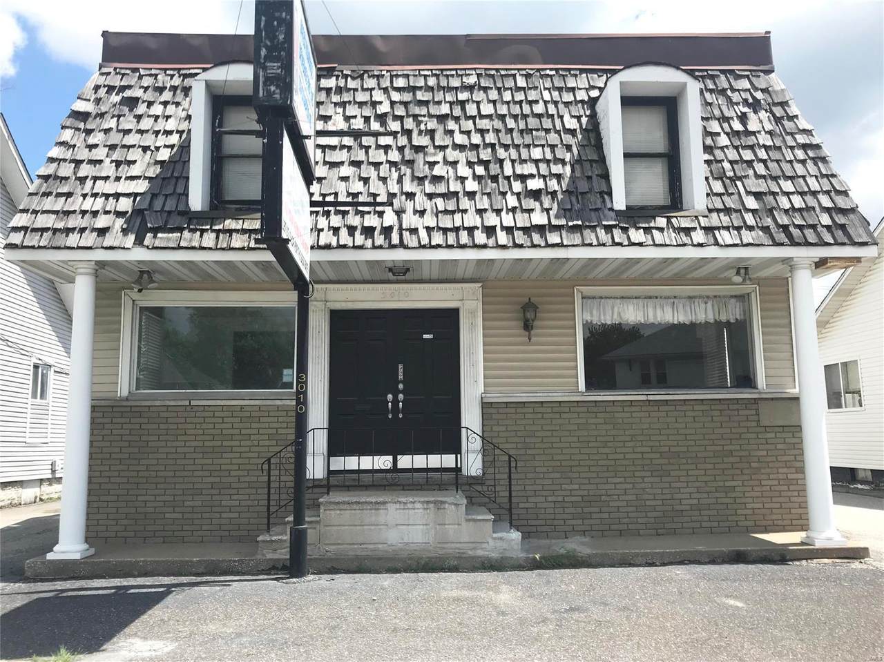 3010 Nameoki Rd - Photo 1