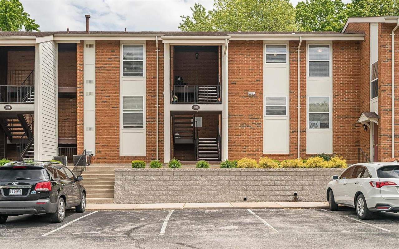 1931 Greenglen Drive - Photo 1