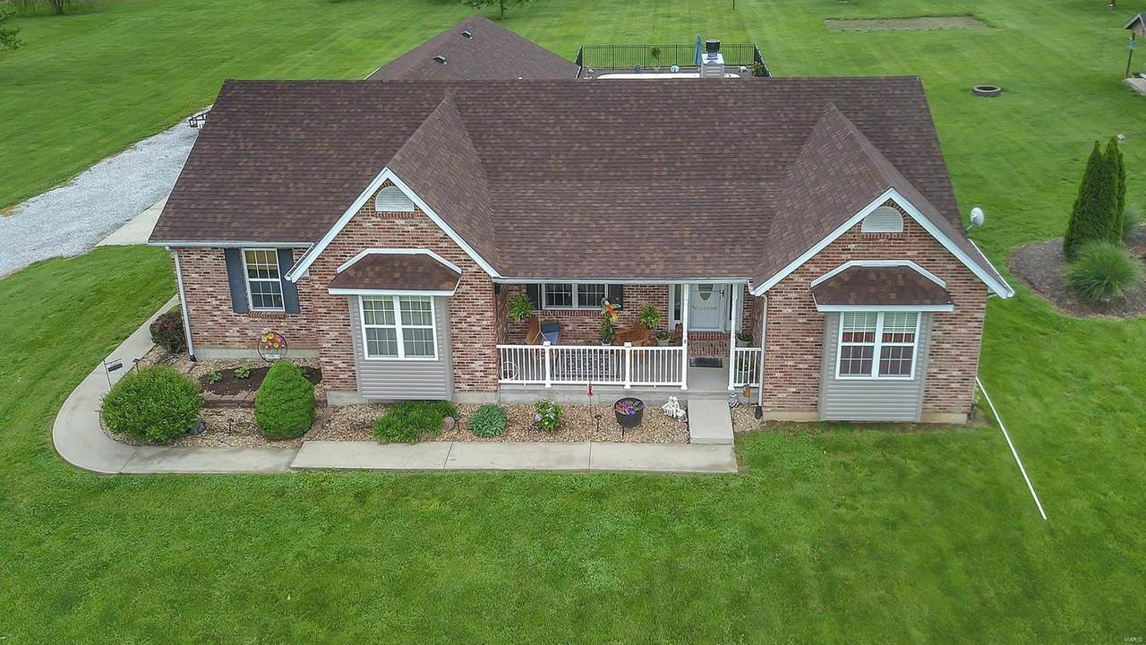 909 Silverview Lane - Photo 1