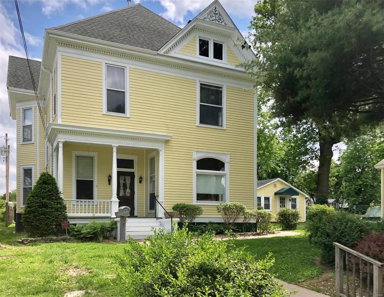 452 Vandalia Street - Photo 1