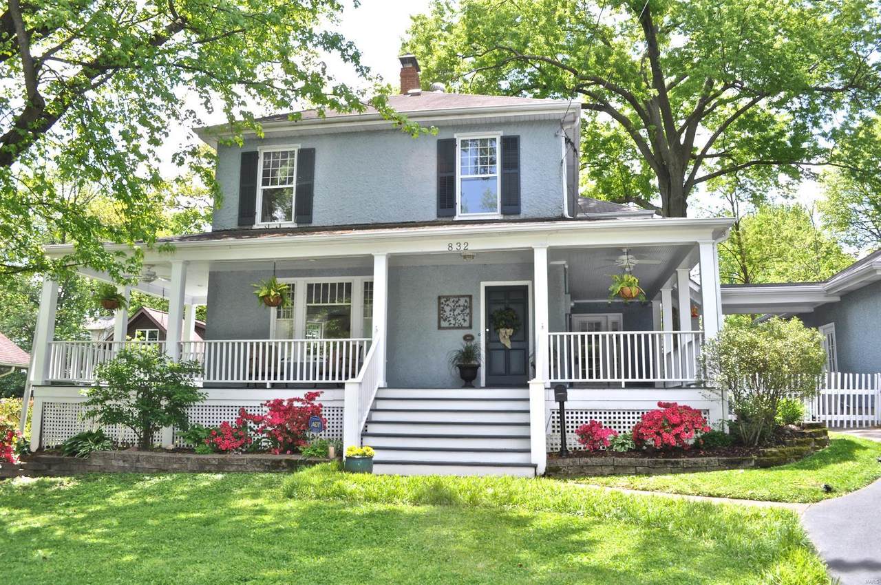 832 Westwood Place - Photo 1