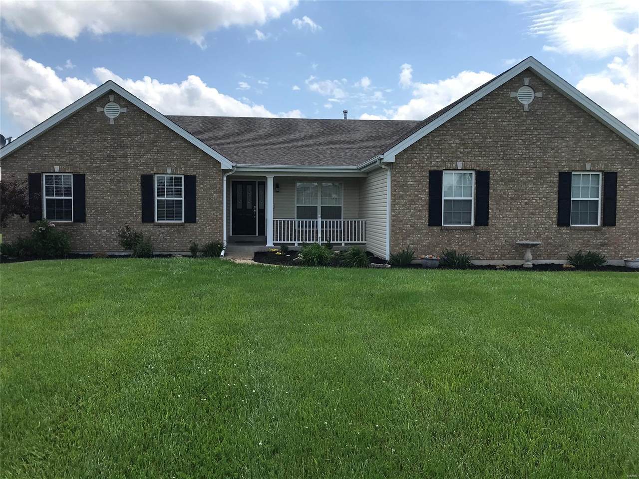 104 Andrea Court - Photo 1
