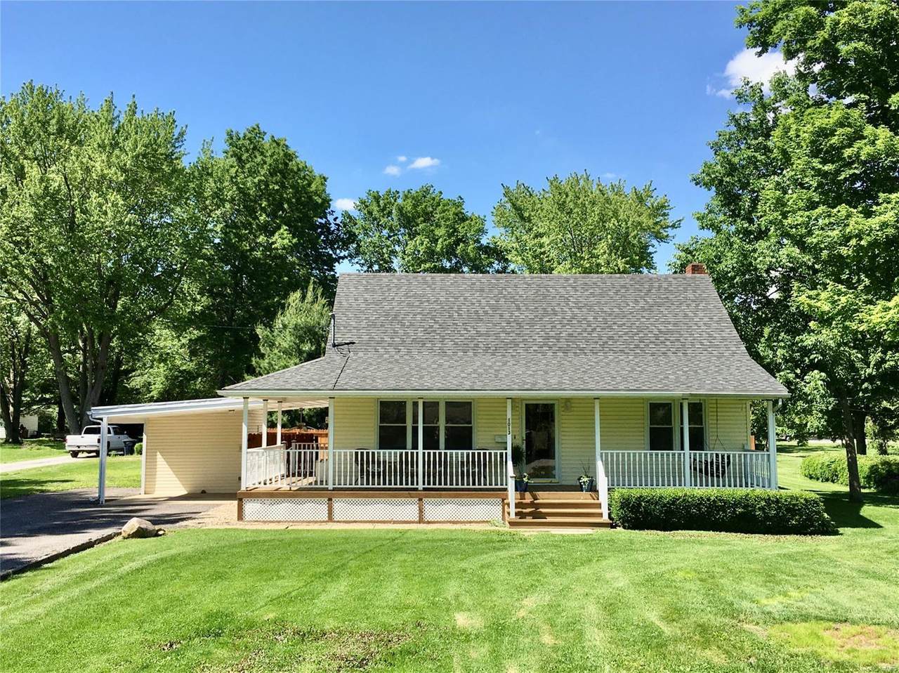 1013 Clark Street - Photo 1