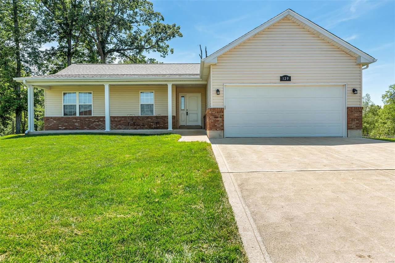 129 Briarwood Drive - Photo 1