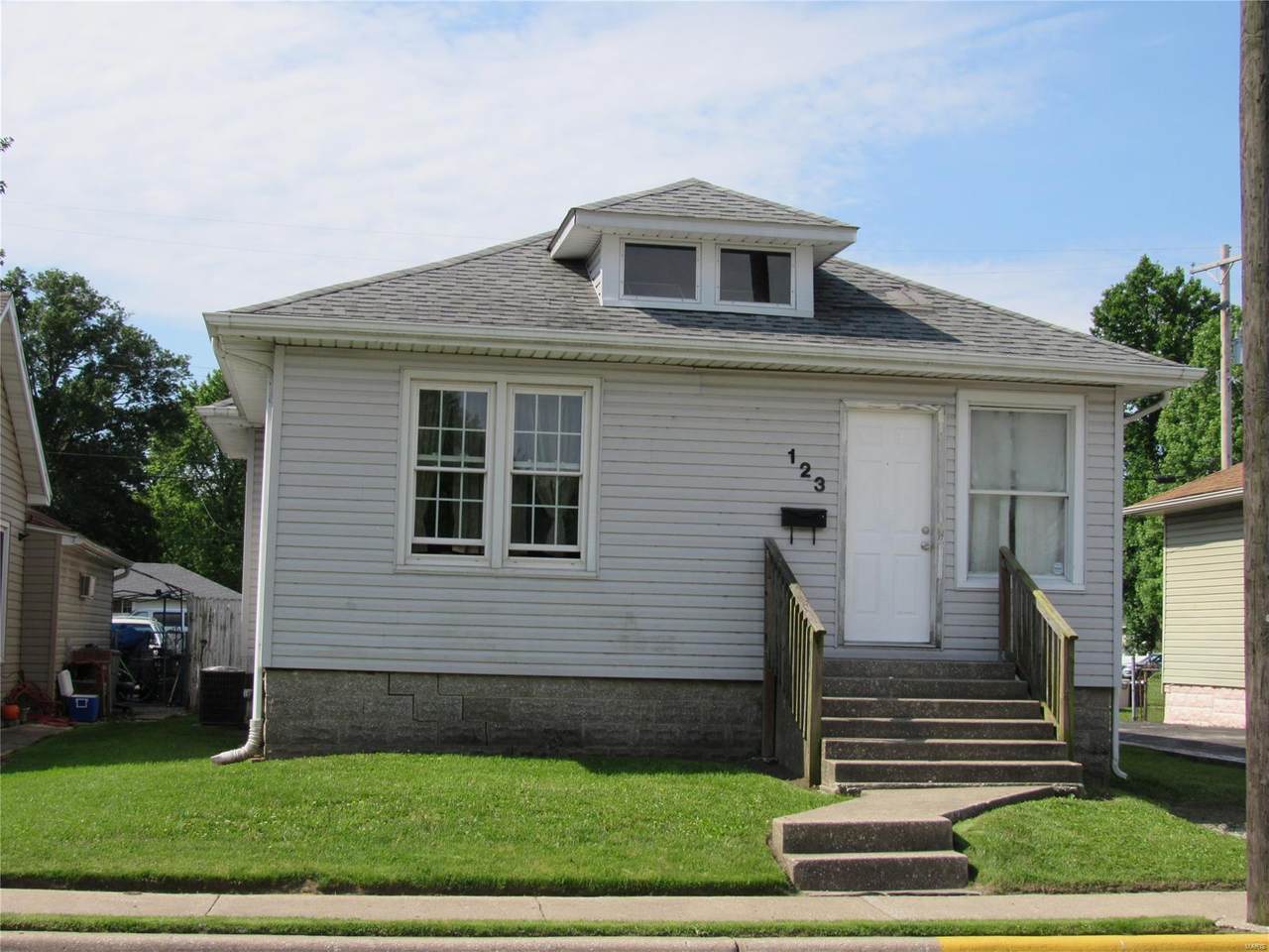 123 Tydeman Ave - Photo 1