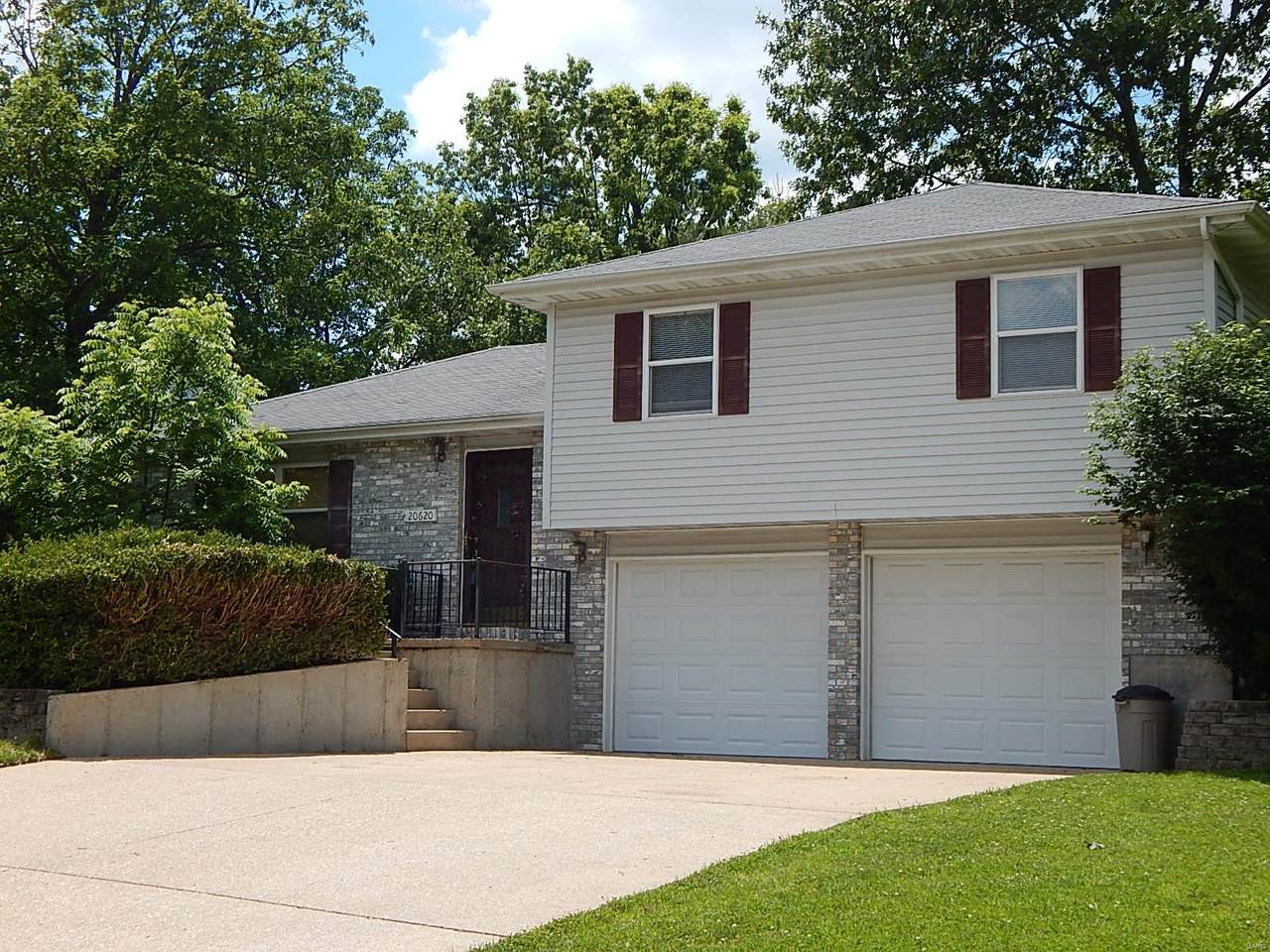 20620 Sedalia Road - Photo 1