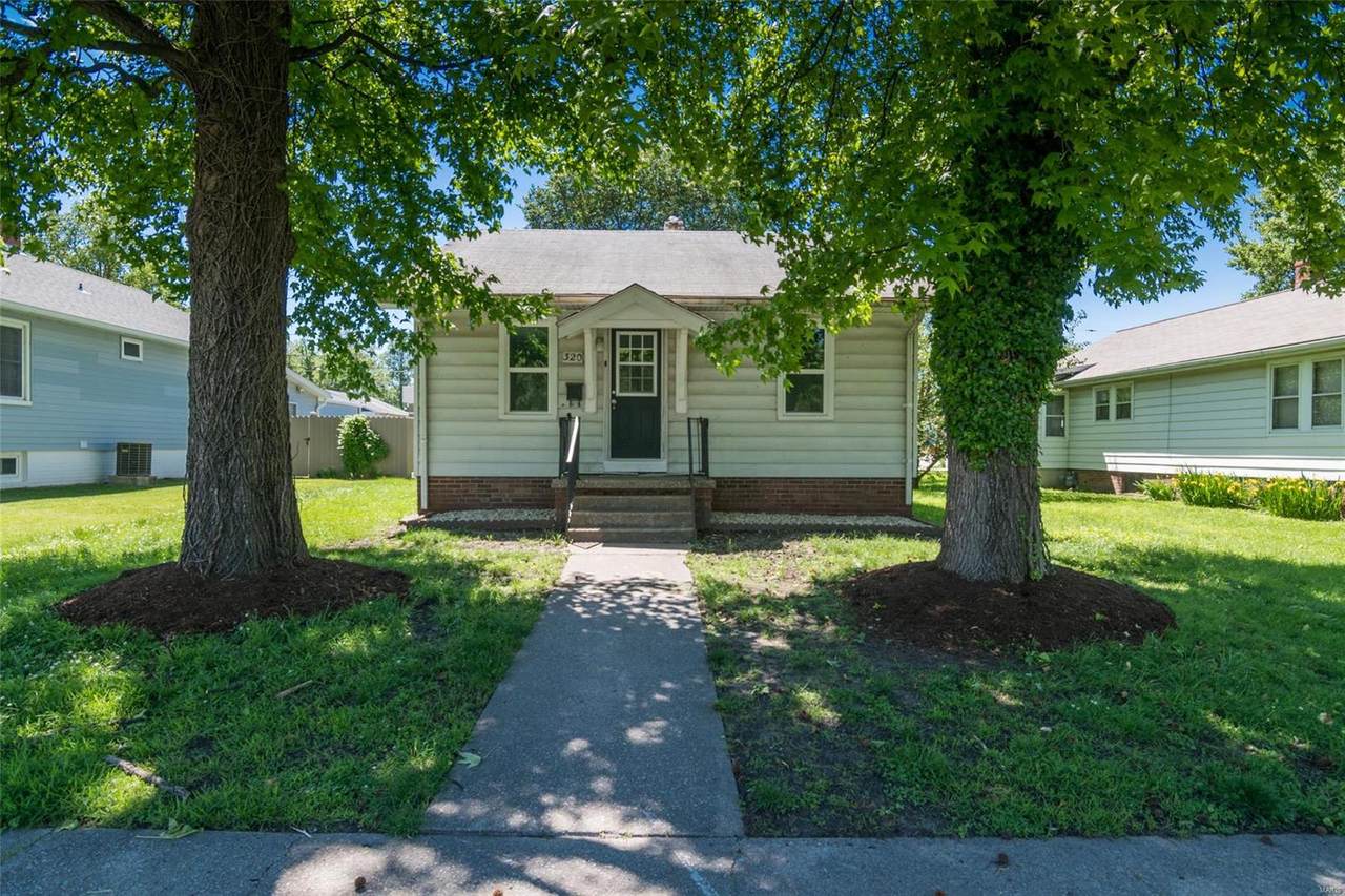 320 Park - Photo 1