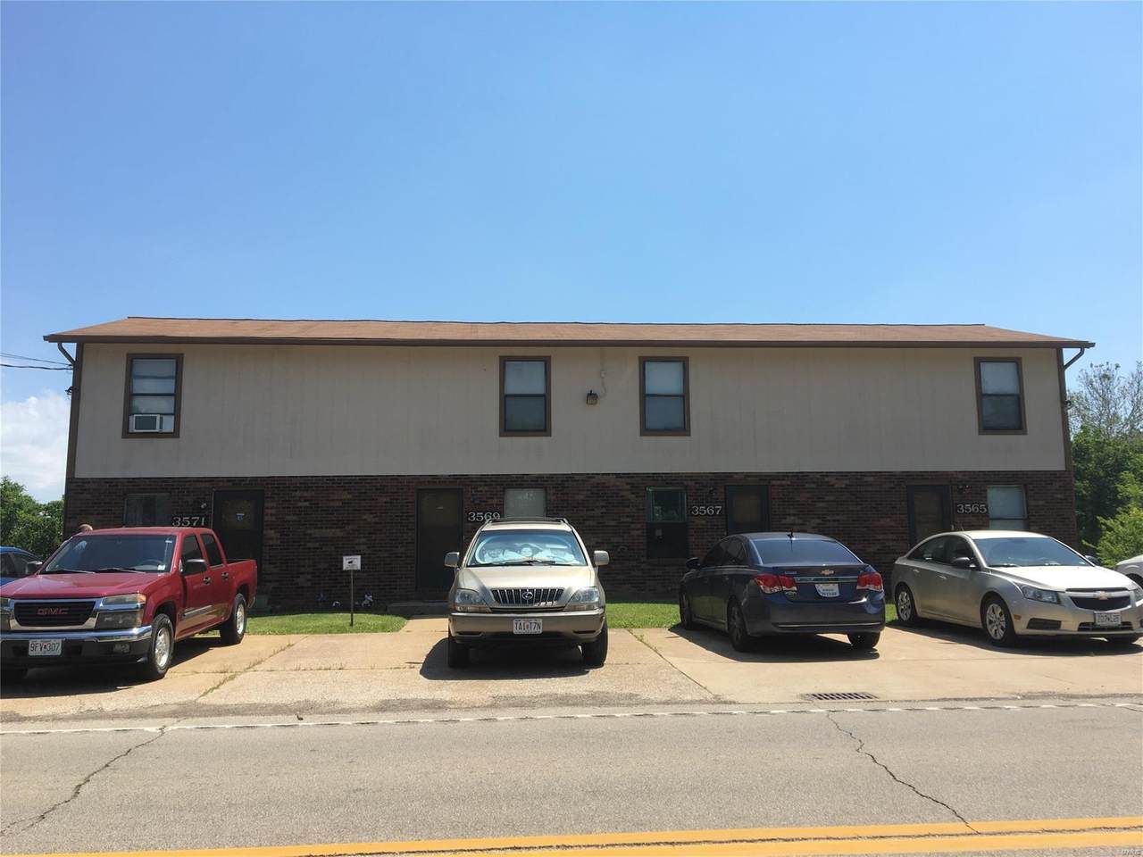 3565 Lonedell - Photo 1