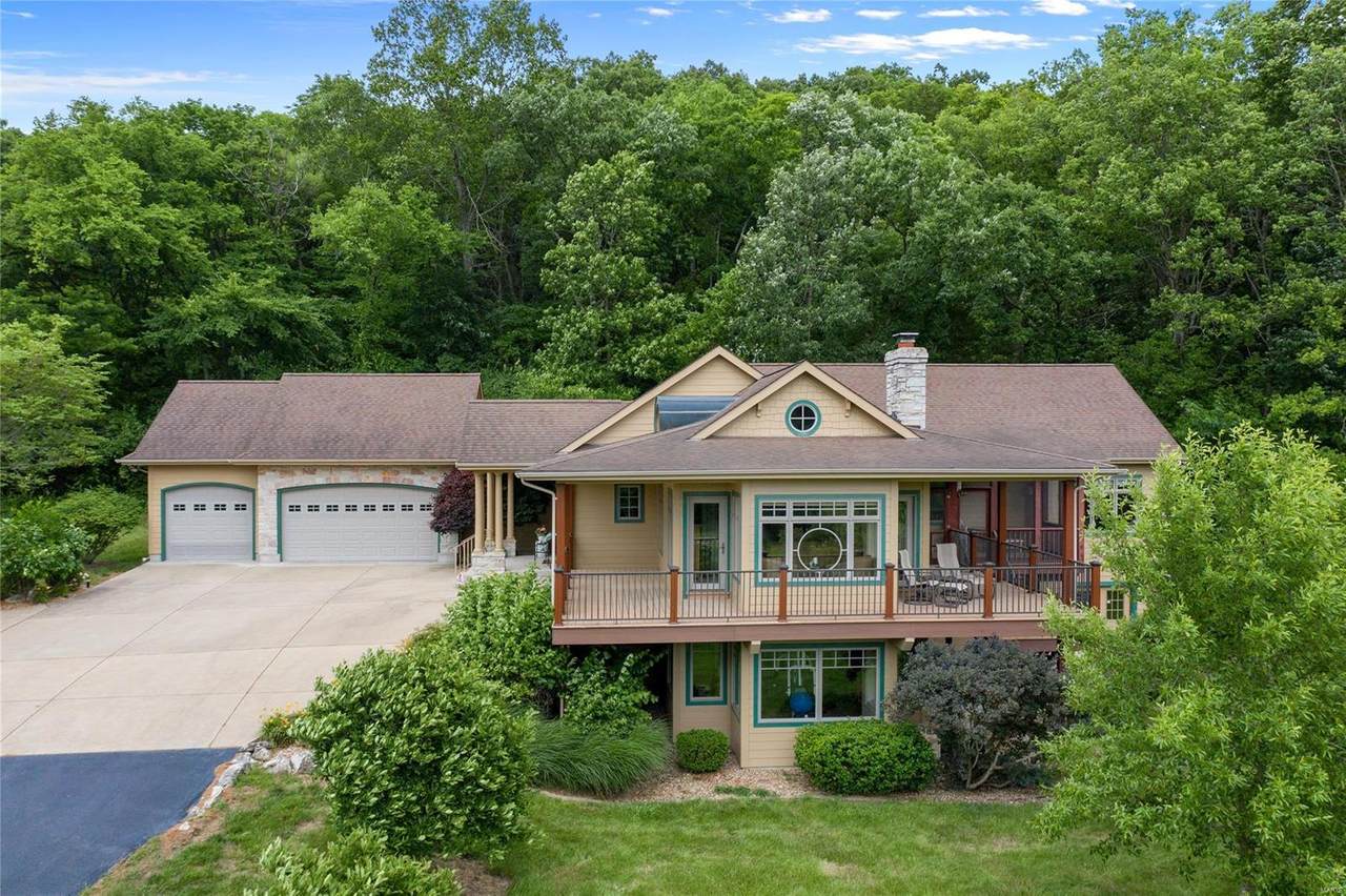 951 Peaceful Valley Lane - Photo 1