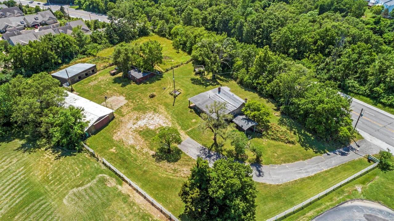 5444 Lemay Ferry - Photo 1