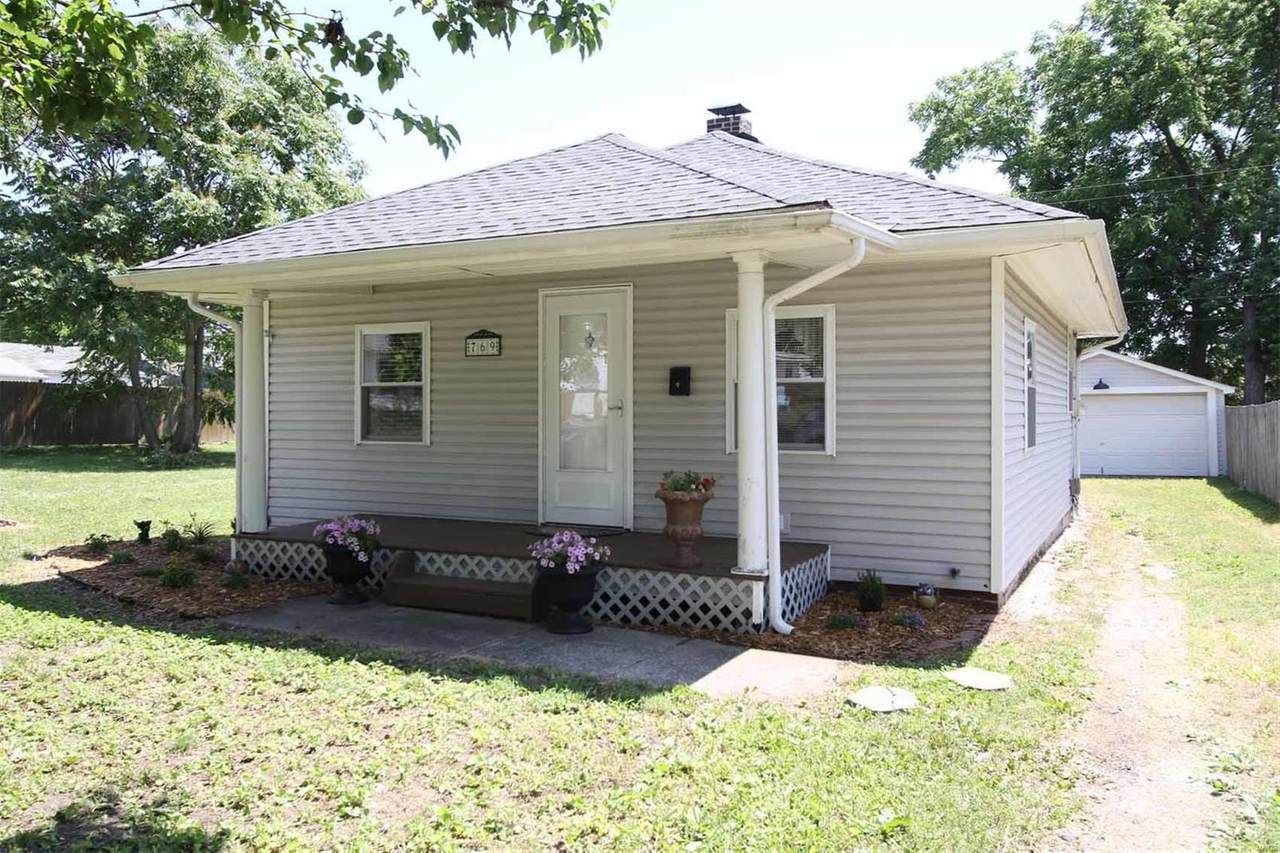769 Rice Street - Photo 1