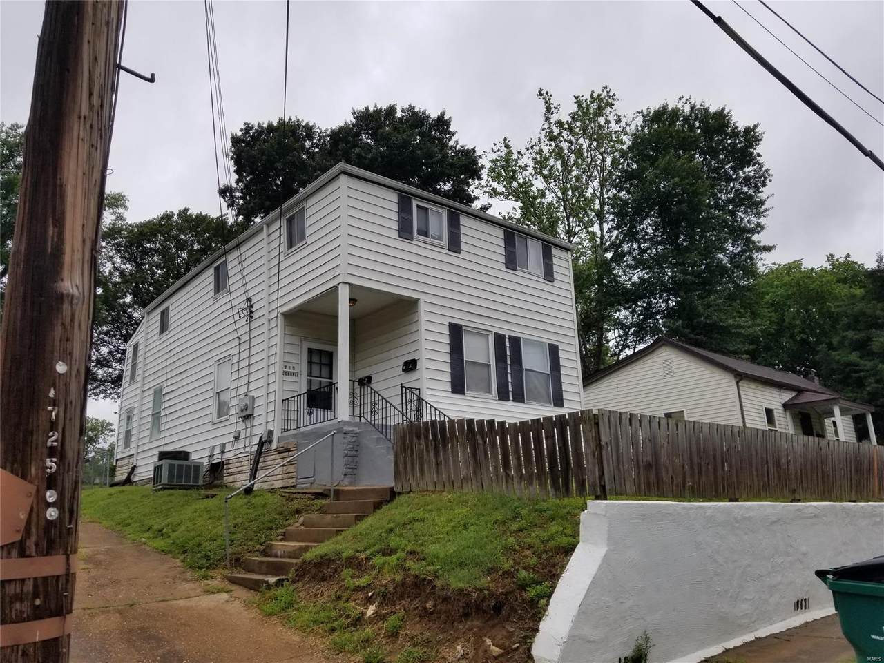 725 Cornell Avenue - Photo 1