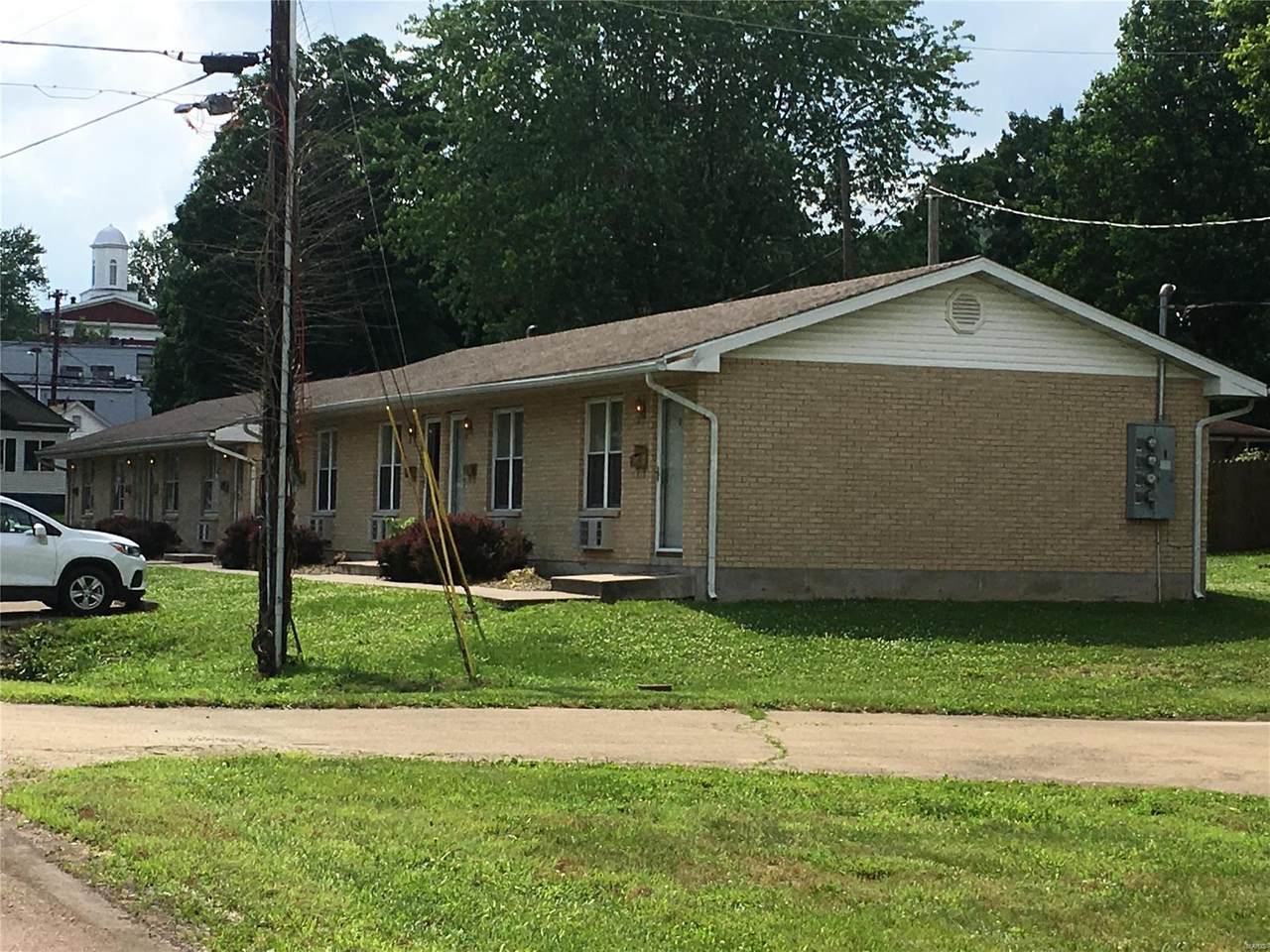 203 Russell Street - Photo 1