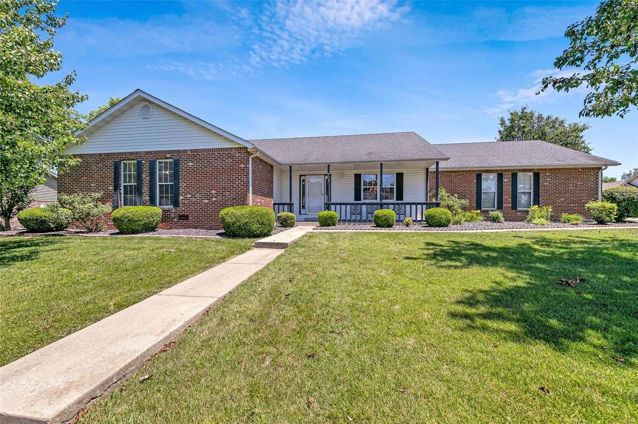 818 Mahala Drive - Photo 1