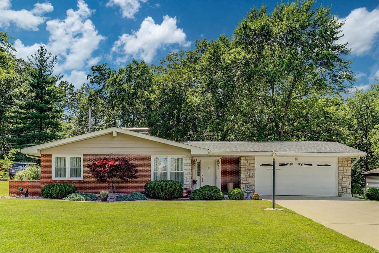9431 Oakwood Manor Lane - Photo 1