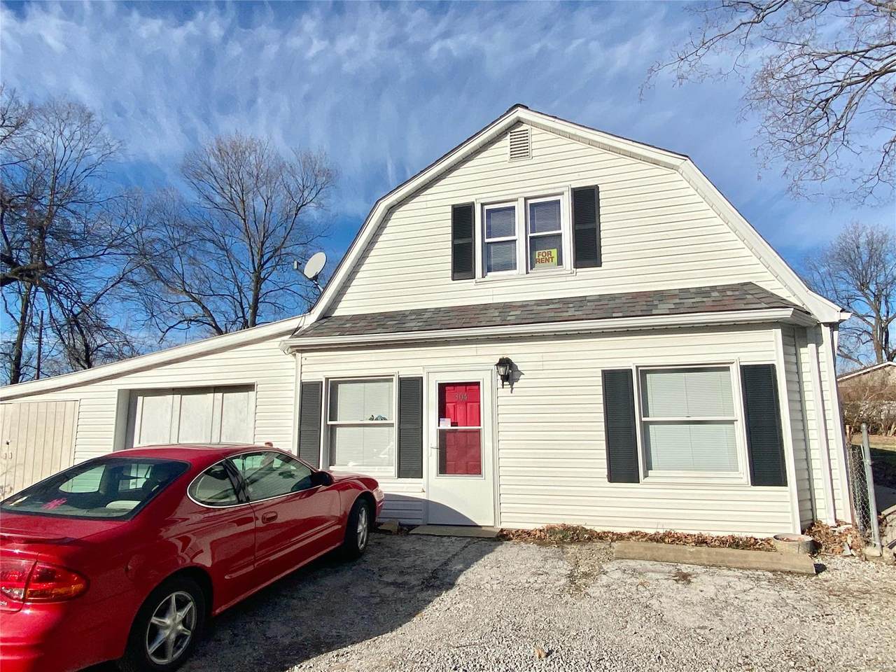 304 Silver Street - Photo 1
