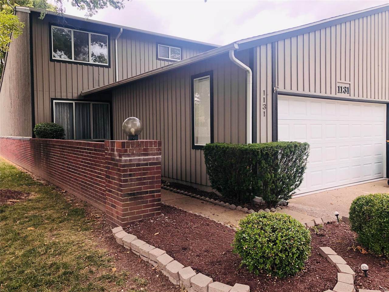 1131 Nancy Dr - Photo 1