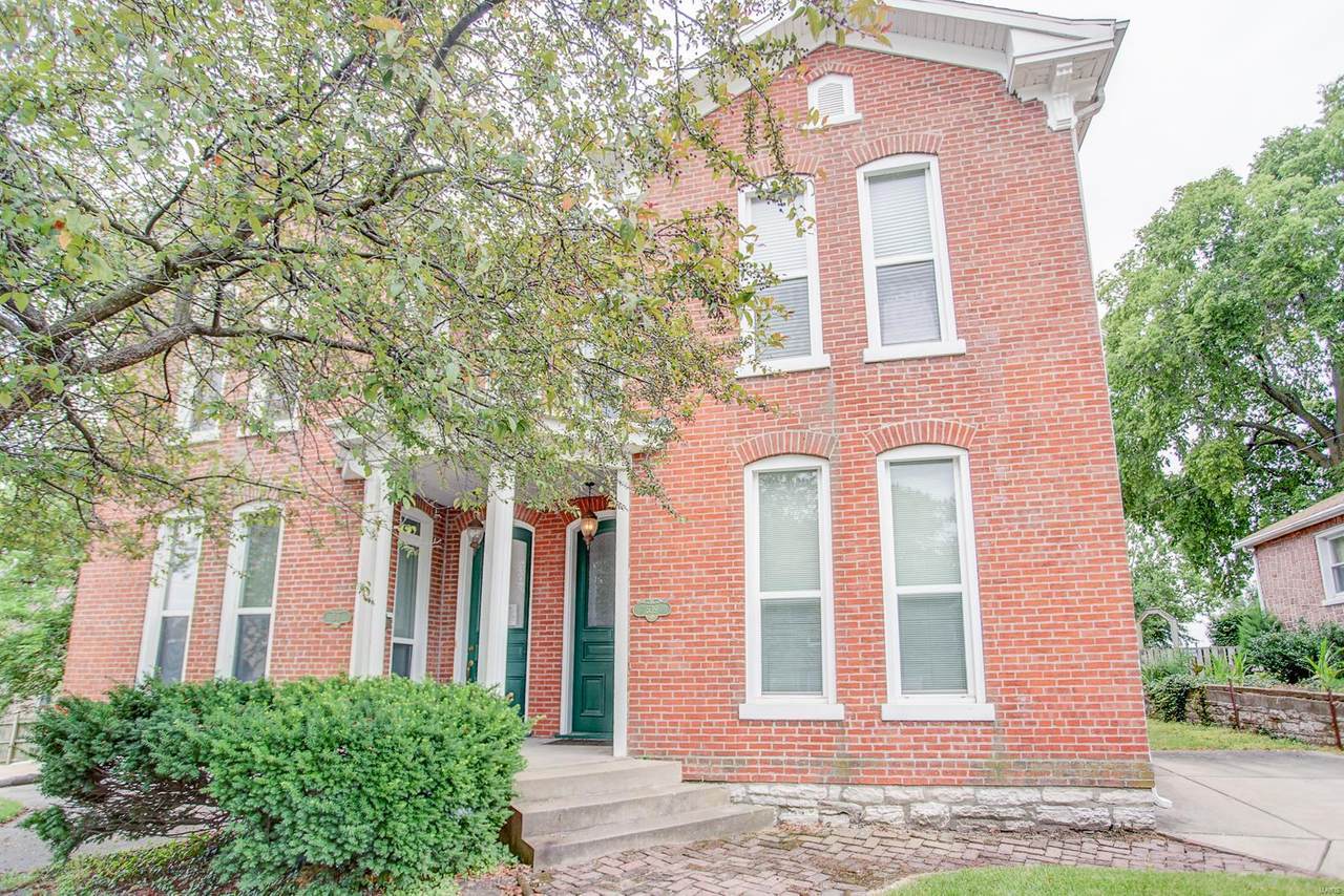 539 6th Street - Photo 1