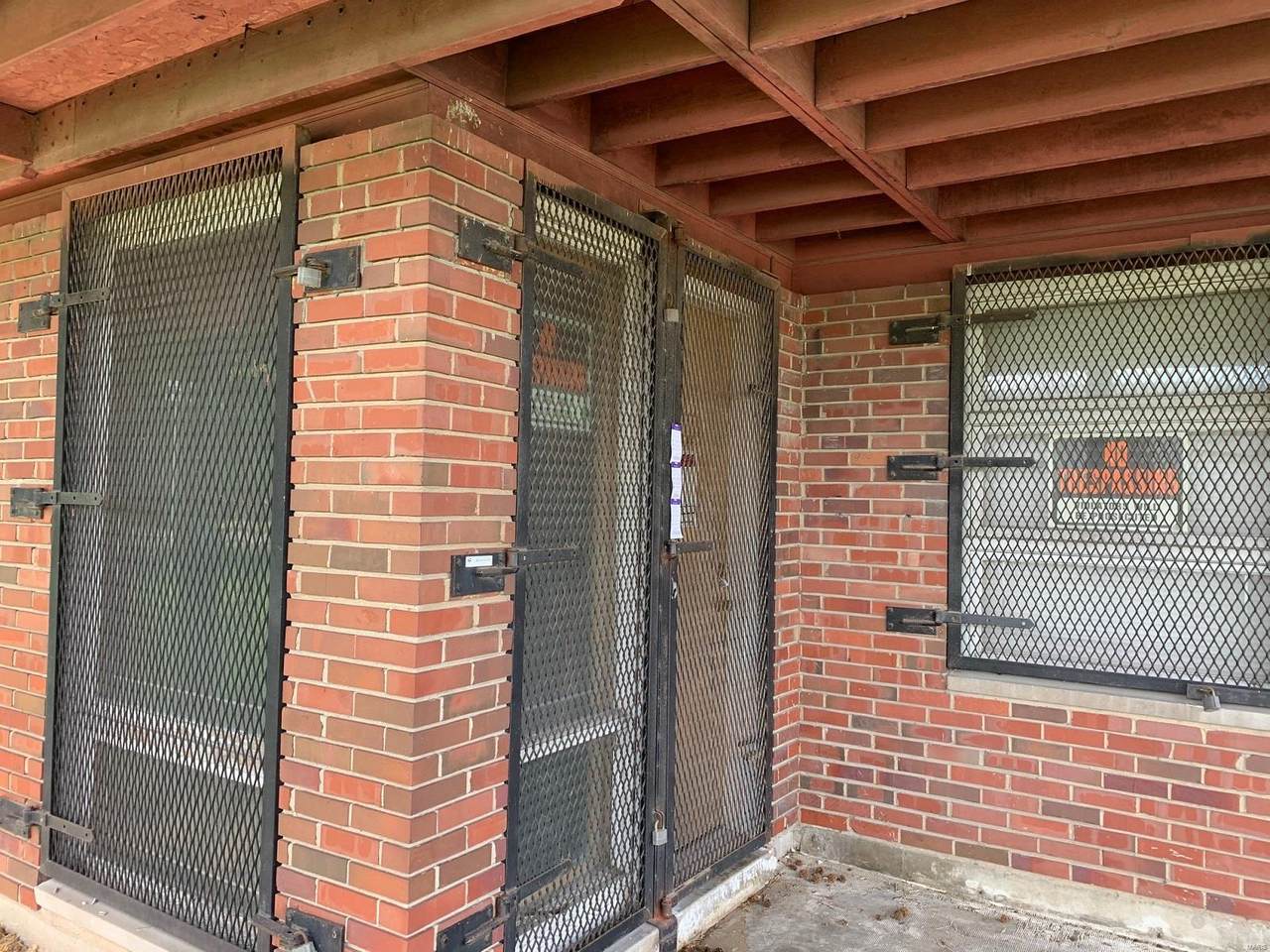 901 Range Lane - Photo 1