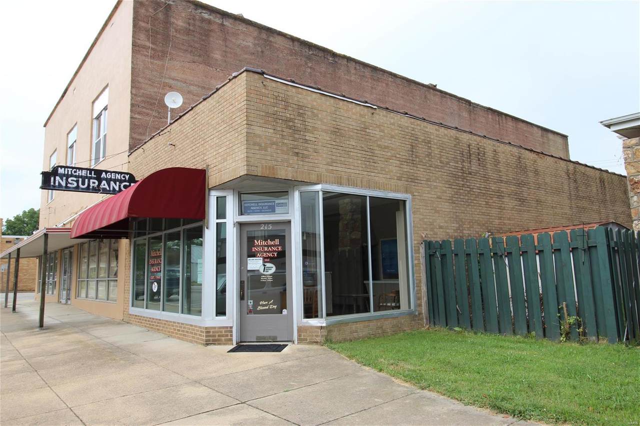 215 S Grand Avenue - Photo 1
