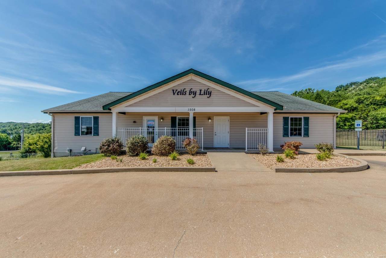 1508 Professional Drive - Photo 1