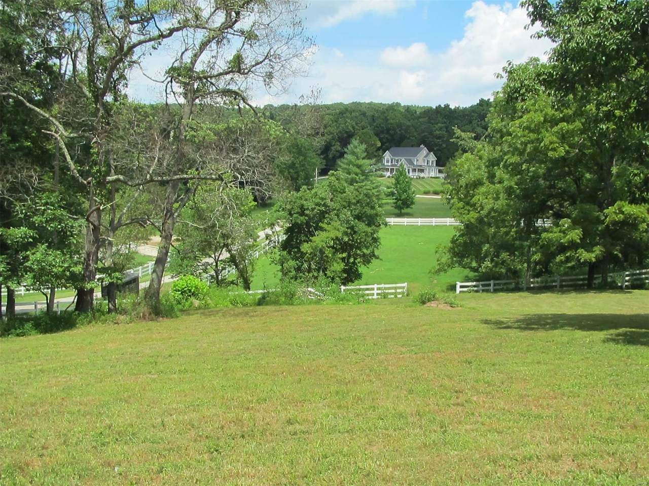 18324 Pinhook Hollow - Photo 1
