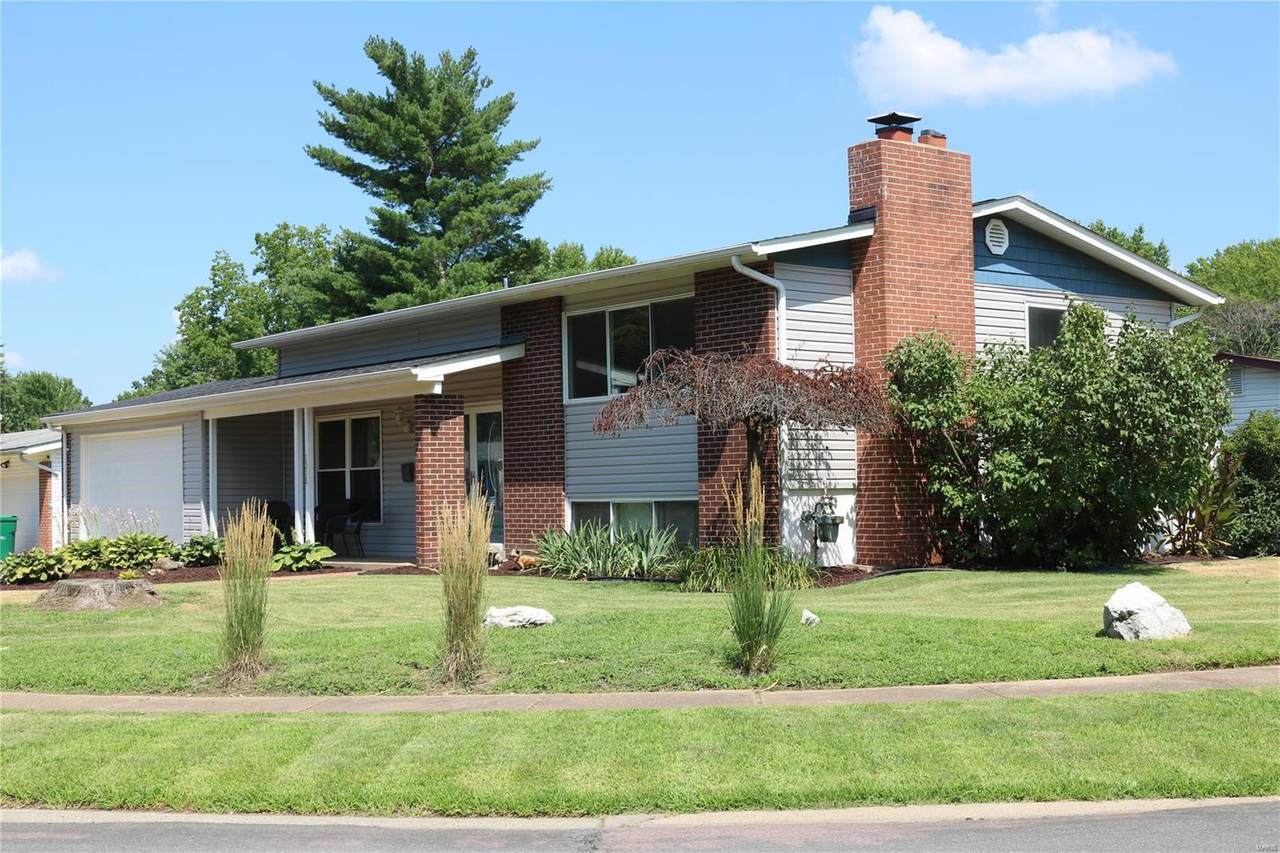 1315 Sandy Drive - Photo 1