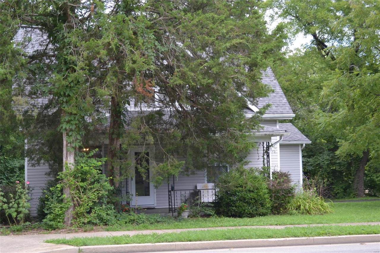 659 Salem Avenue - Photo 1