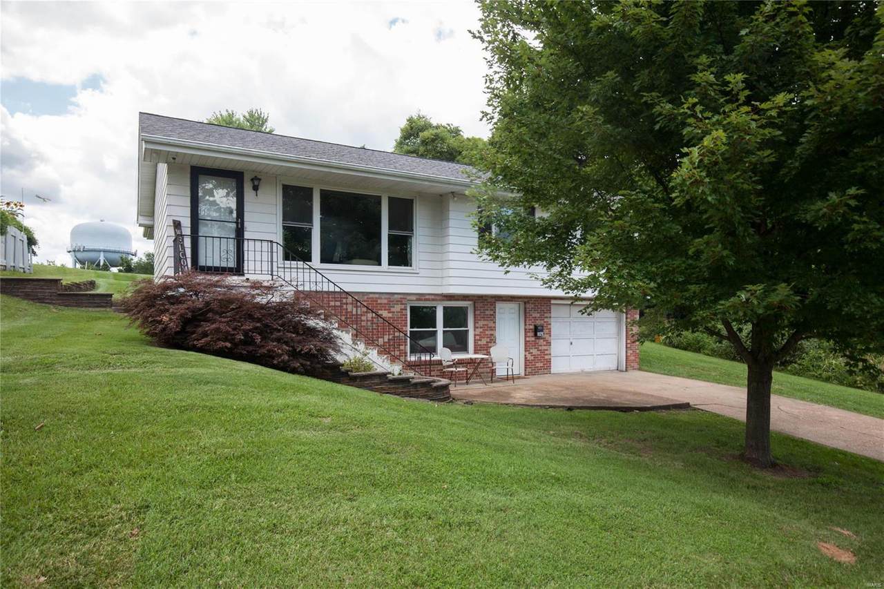 1029 Mill Drive - Photo 1