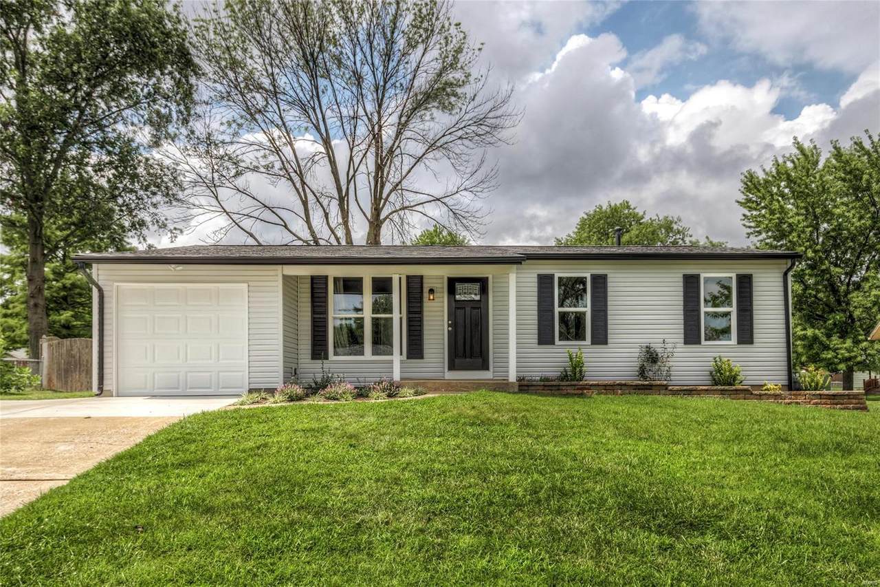 423 Fire Tree Lane - Photo 1