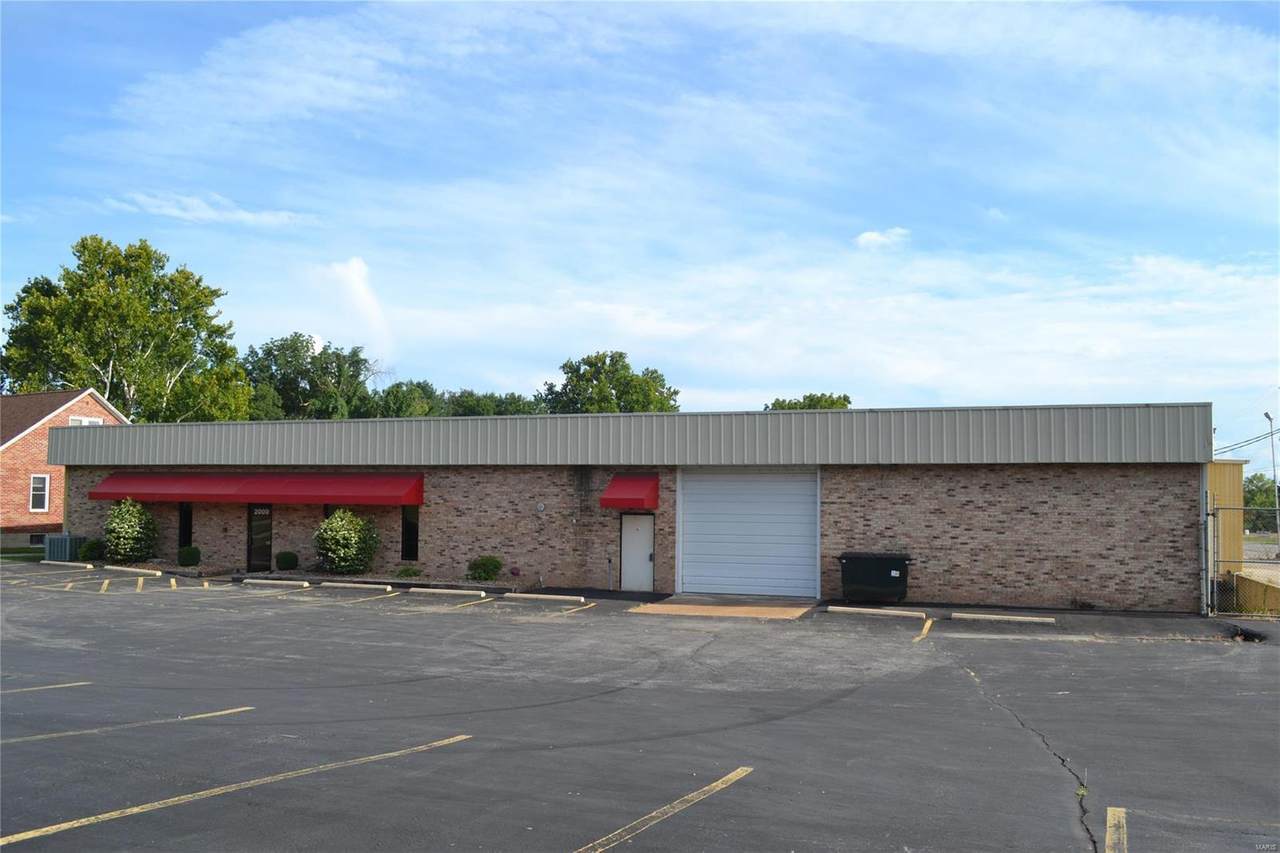 2000 5th Street - Photo 1