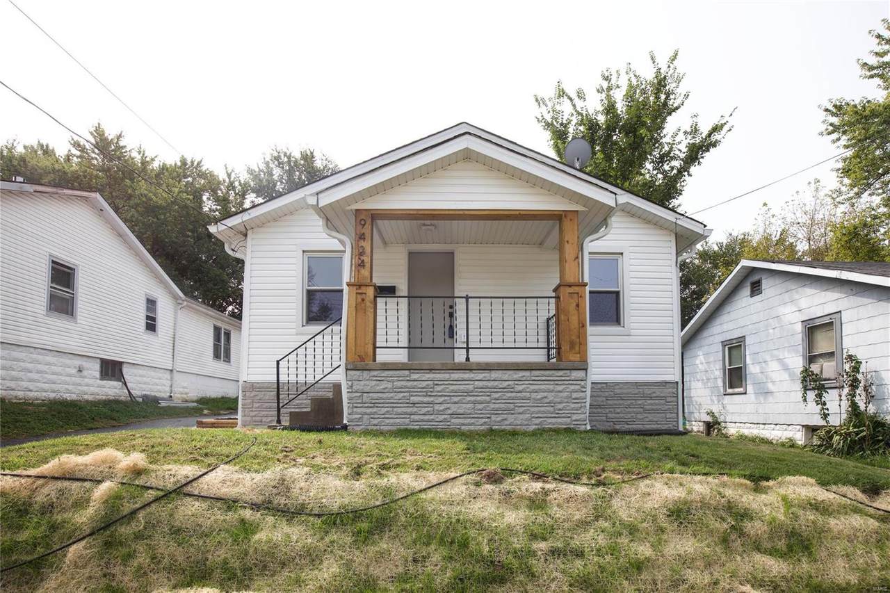 9434 Muriel Avenue - Photo 1