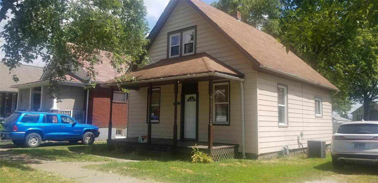 1632 Maple Avenue - Photo 1