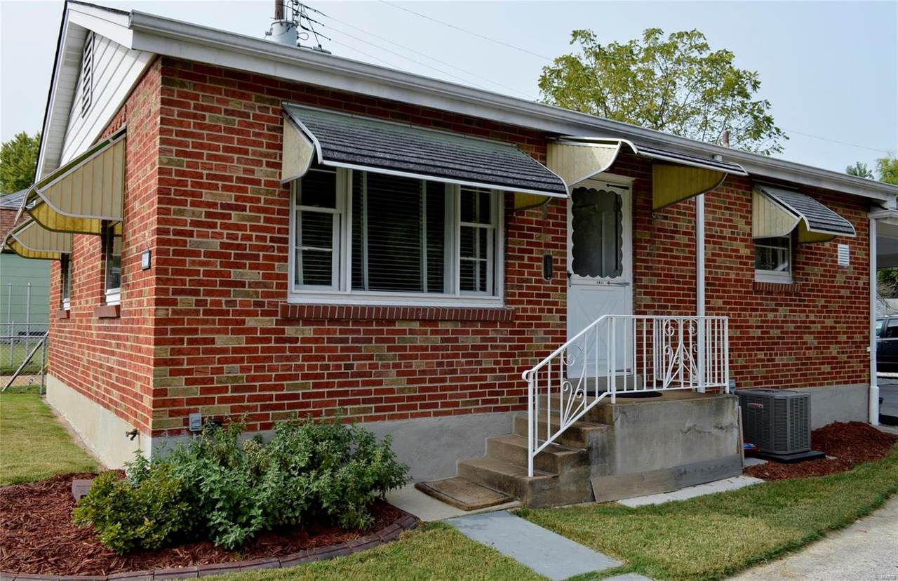 3933 Bates - Photo 1