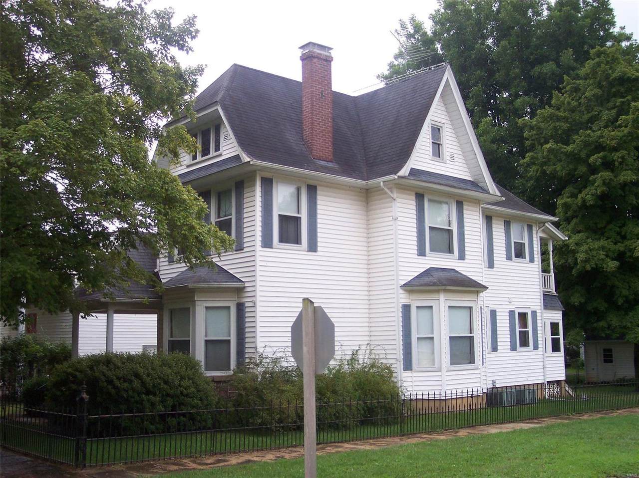 120 Harding - Photo 1