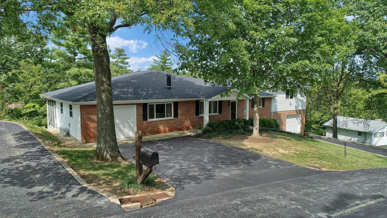 112 Glenwood Drive - Photo 1