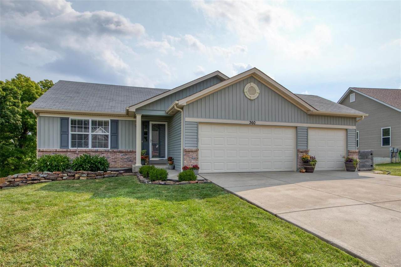360 Huntleigh Parkway - Photo 1